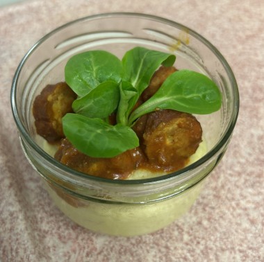 Crémeux de chou fleur au curry doux et rougail saucisse