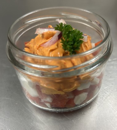 Oeufs mimosa à la tapenade de poivrons